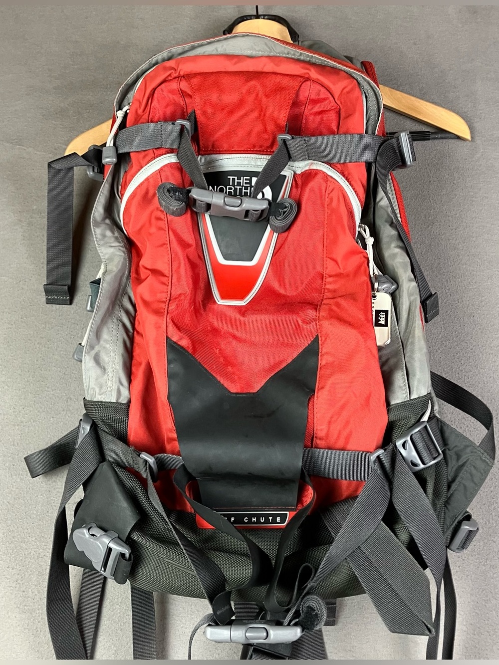 North Face Off Chute Ruck Sack Backpack Snowboard, Hiking, Outdoors Red Gray. In